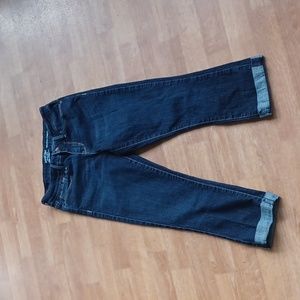 Levi  Strauss capris size 4 waist 27 inches